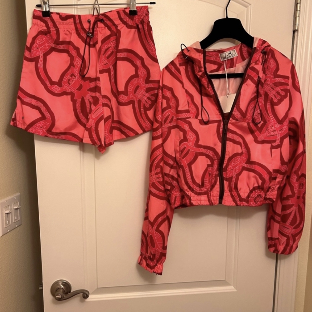 Hermes short track suit set